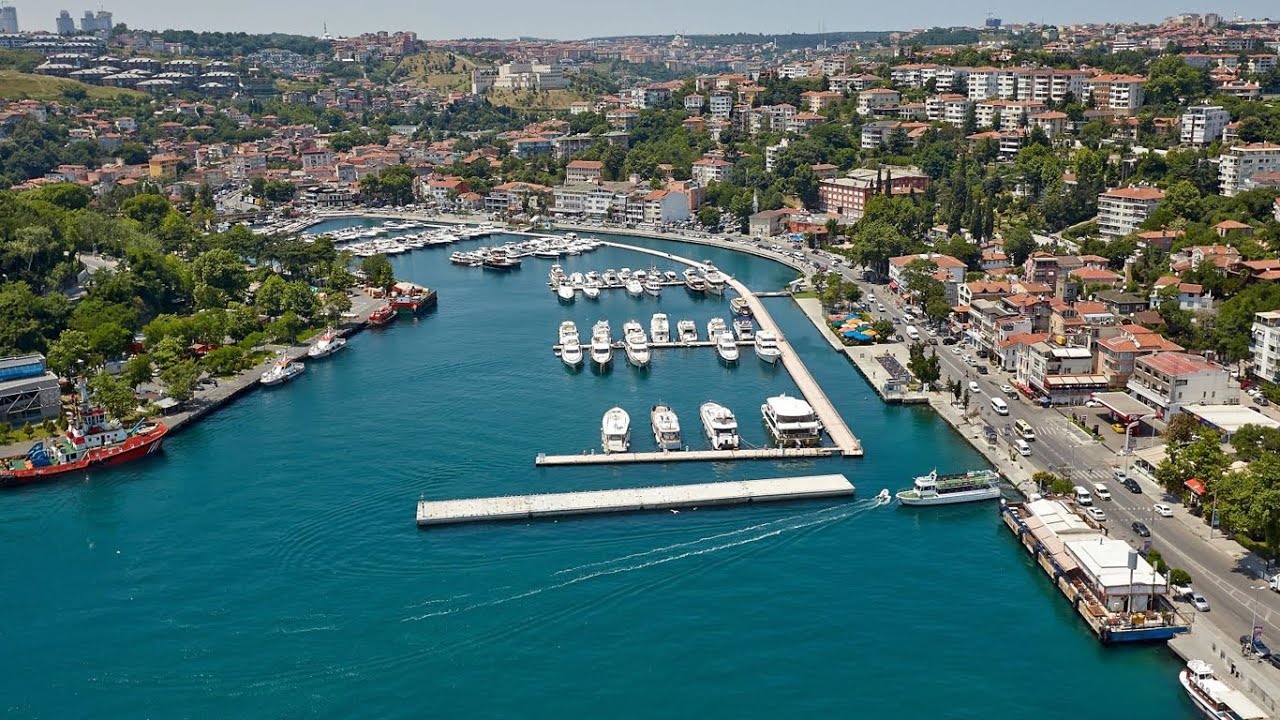 إستينيا… تجربة سياحية راقية تجمع التسوق والطبيعة والمذا...